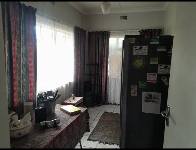 4 BEDROOM HOUSE FOR SALE IN PROTEA PARK